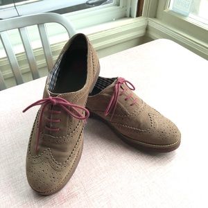 BP brown oxfords
